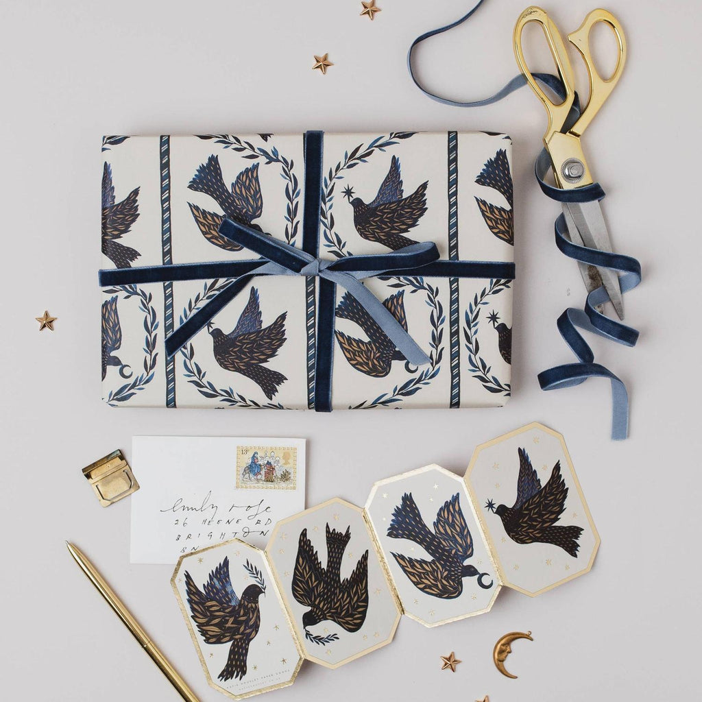 Katie Housley - DOVE CONCERTINA CHRISTMAS HOLIDAY STAR MINI Christmas Card